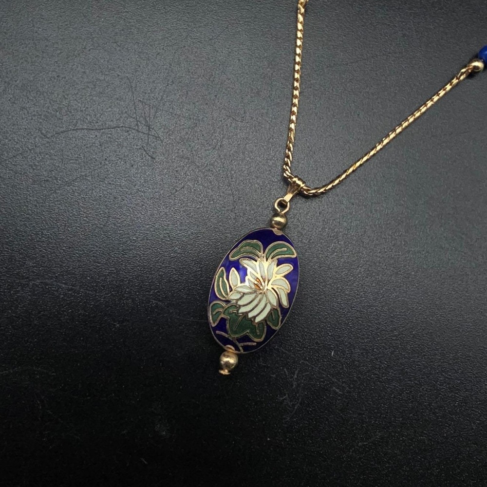 Avon Blue Cloisonne Pendant Necklace Gold Tone Vintage Costume Jewelry
